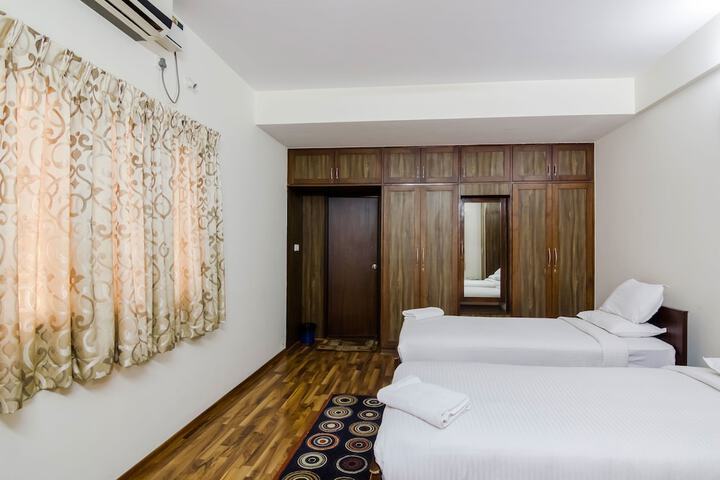 Room 10 of 46