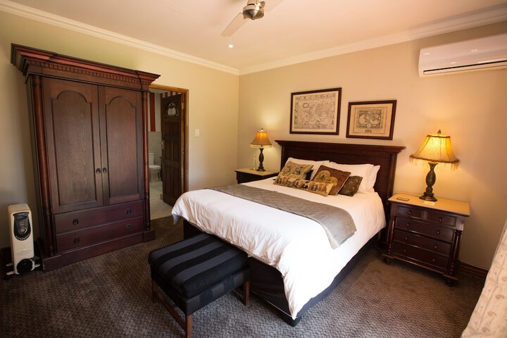 Room 9 of 44