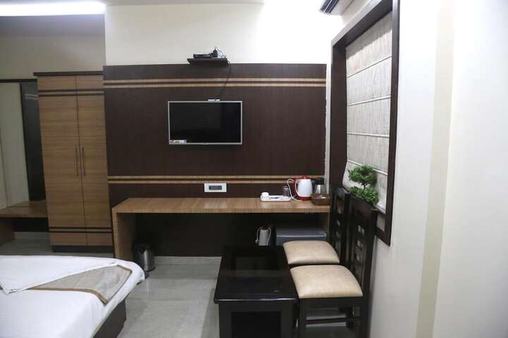 Room 22 of 60