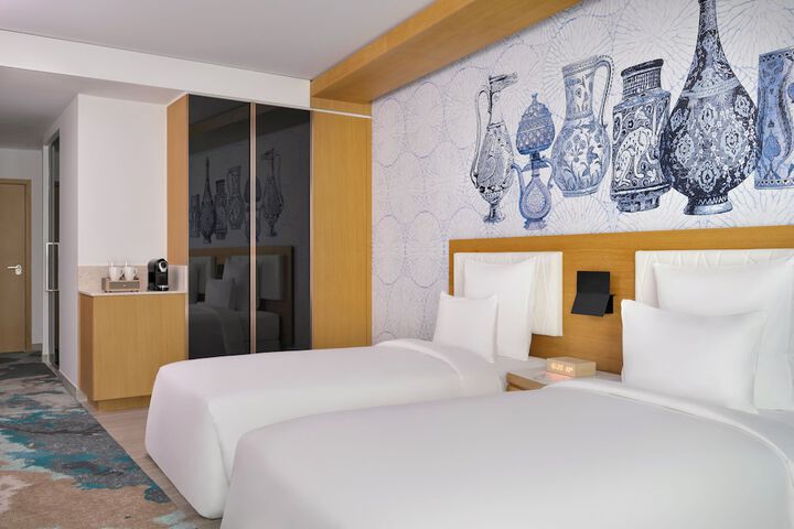 Room 30 of 115