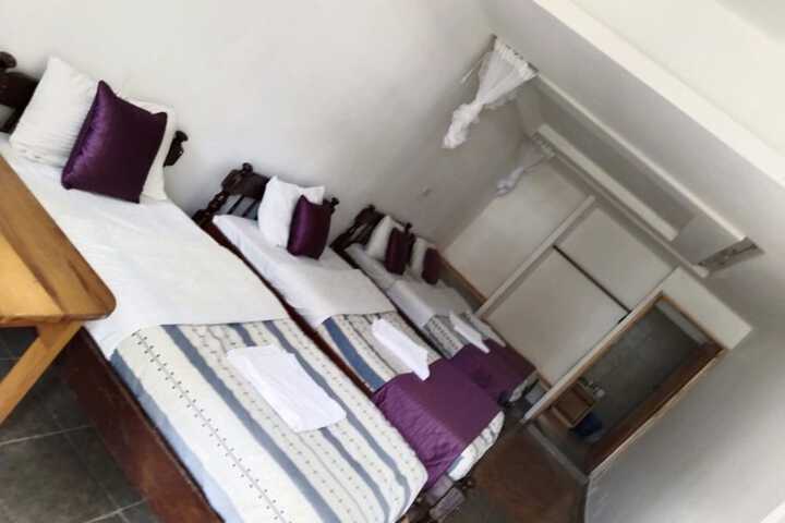 Room 10 of 52