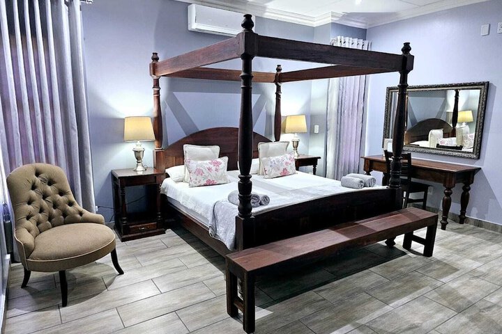 Room 29 of 85
