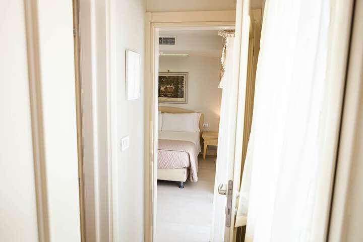 Room 37 of 119