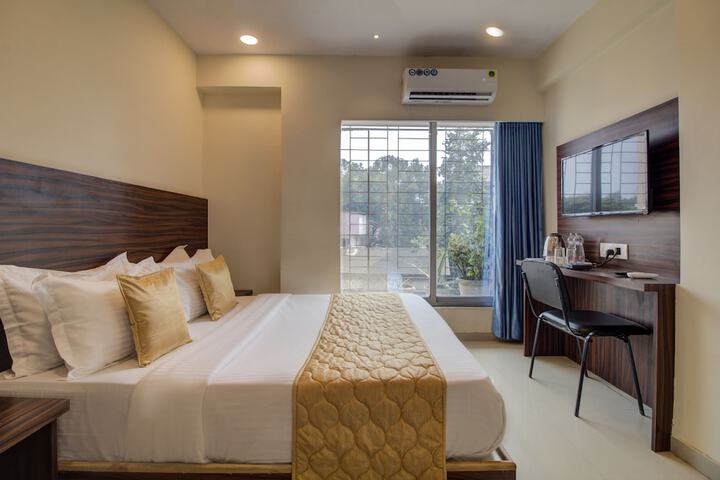 Room 16 of 86