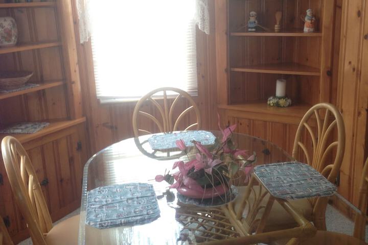 Dining Photos
