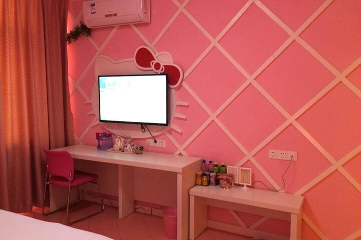 Room 26 of 29