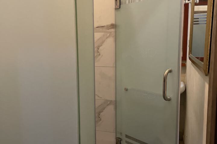 Room 226 of 288