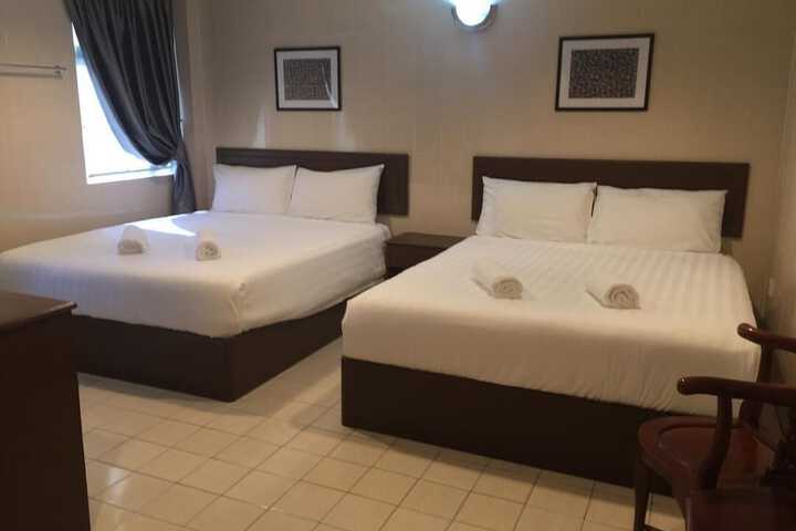 Room 16 of 22