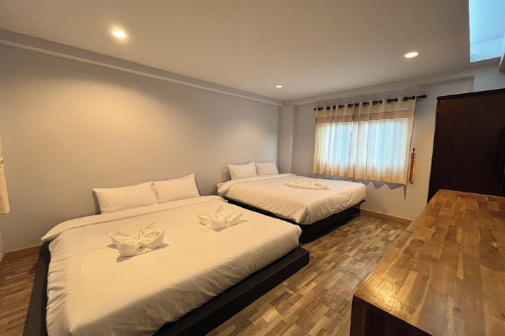Room 20 of 36