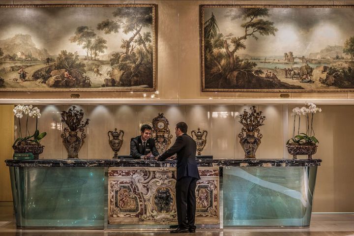 Concierge desk