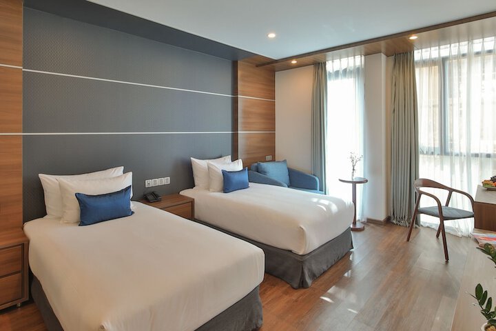 Room 46 of 203