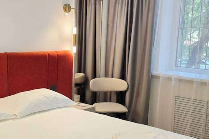 Room 72 of 127