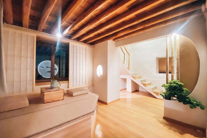 Room 9 of 56