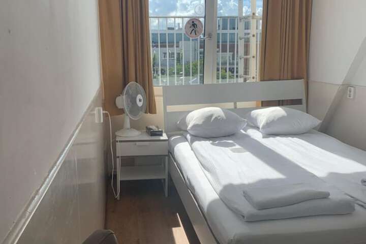 Room 9 of 58