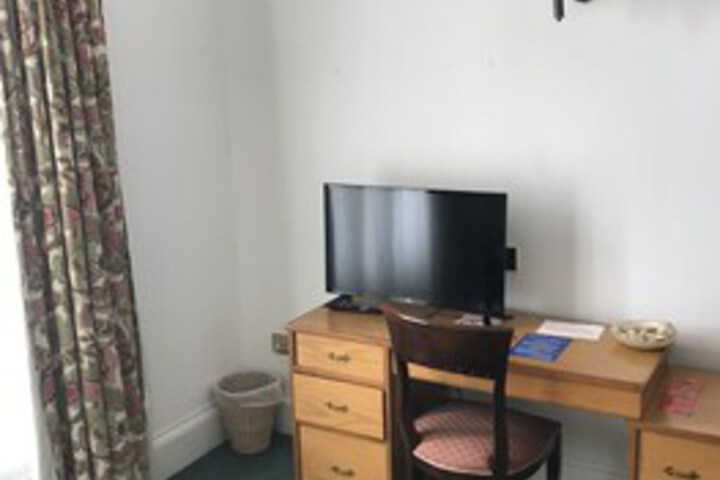 Room 18 of 19