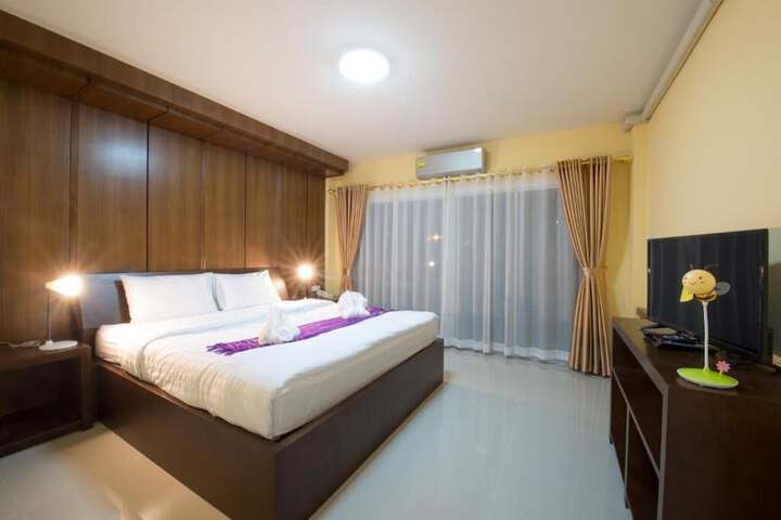 Room 21 of 56