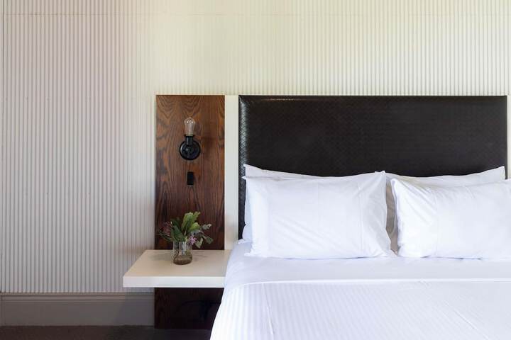 Room 29 of 190