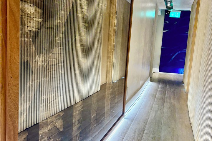 Ballroom/Hall 50 of 52