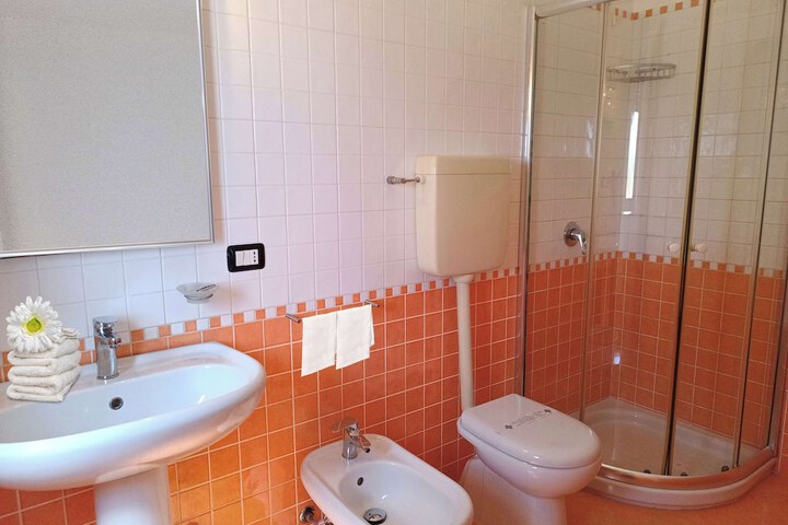 Room 14 of 47