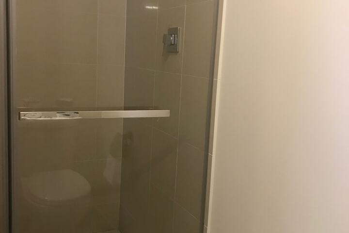 Room 18 of 27