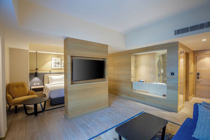 Room 21 of 41