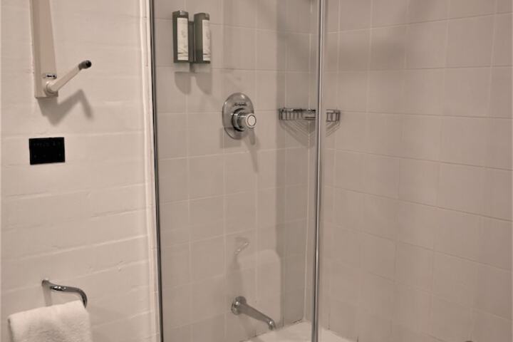 Room 45 of 58