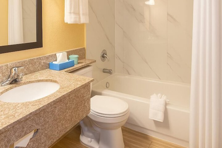 Jetted tub
