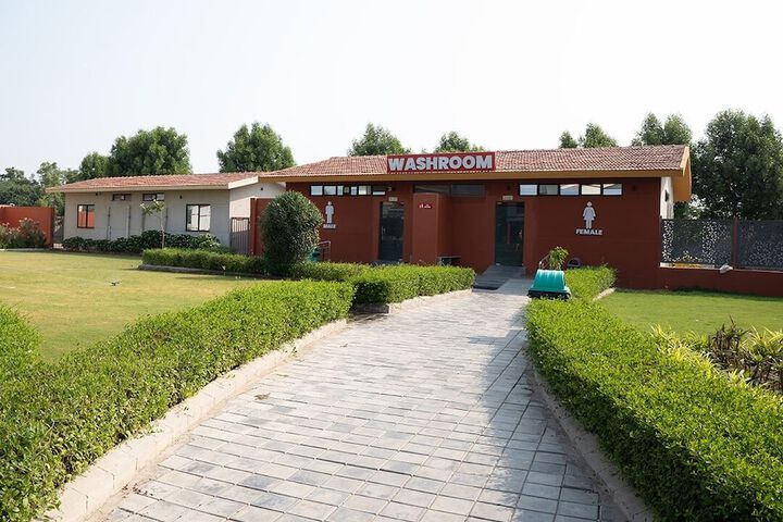 Room 7 of 14