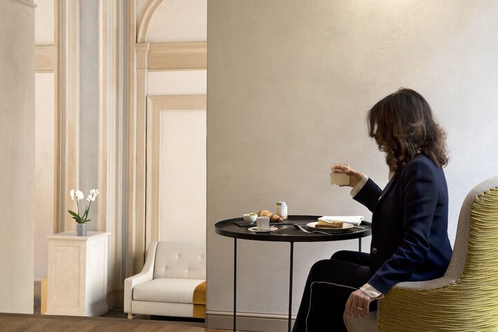 Breakfast/Coffee Service 58 of 82