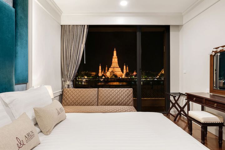 Room 32 of 57