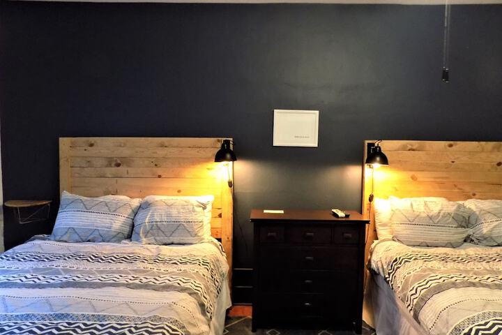 Room 32 of 63