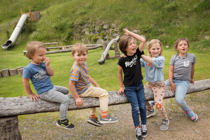 Childrens Activities 50 of 69