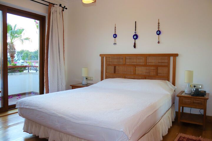 Room 4 of 46