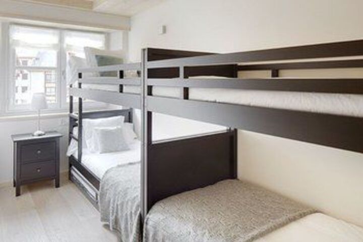Room 12 of 23