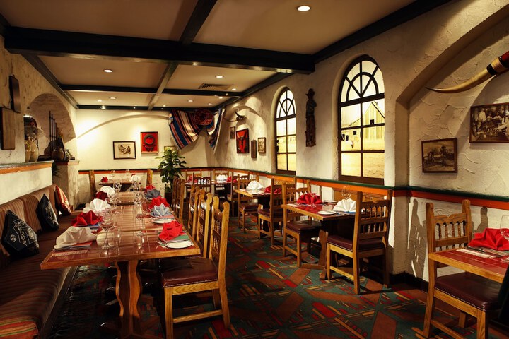Dining 120 of 175