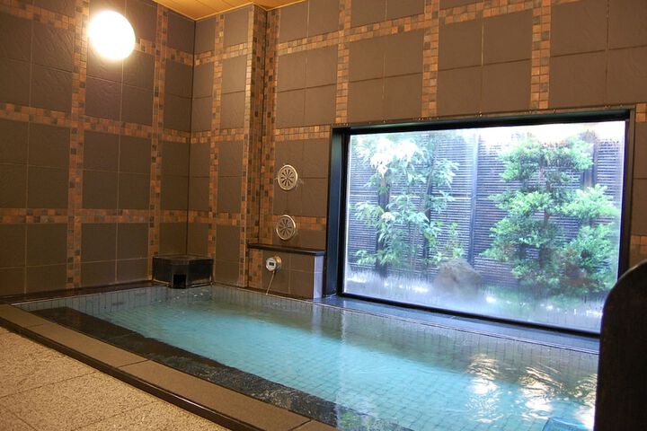 Room 10 of 22