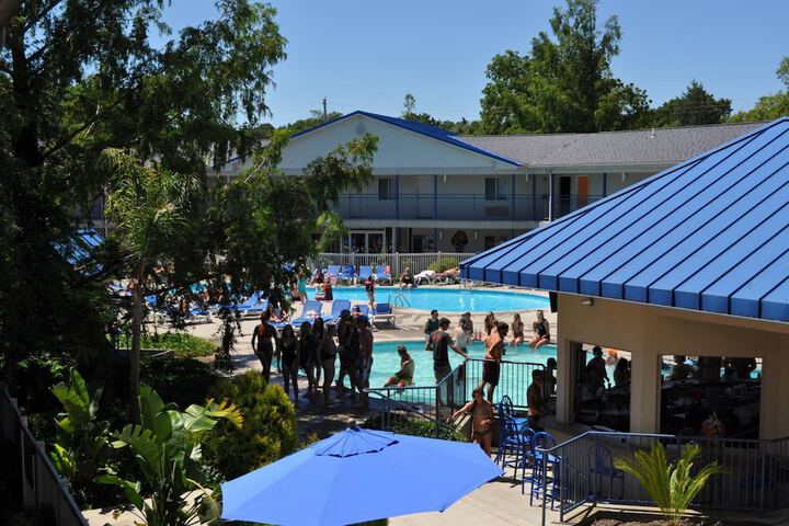 Pool 18 of 47