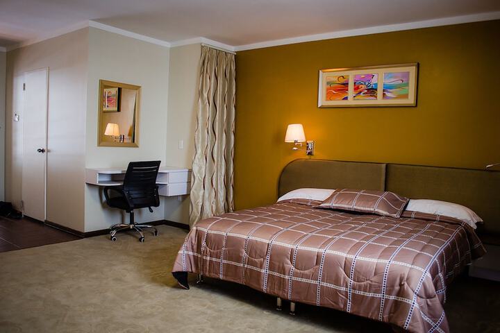 Room 17 of 87