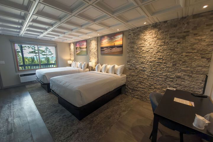 Room 6 of 42
