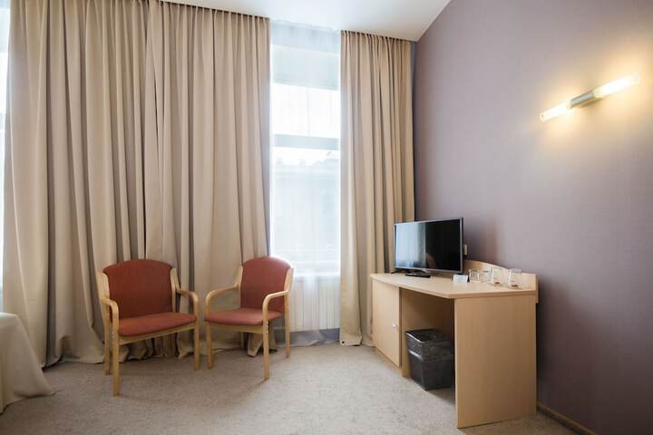 Room 5 of 35