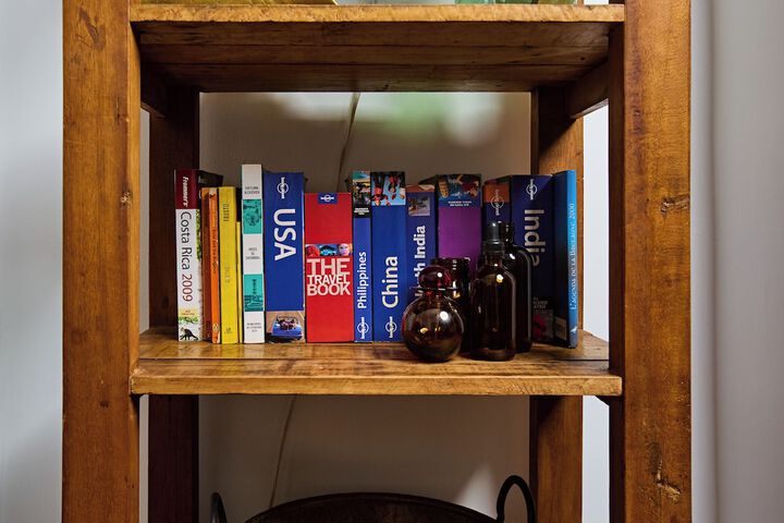 Room 28 of 63
