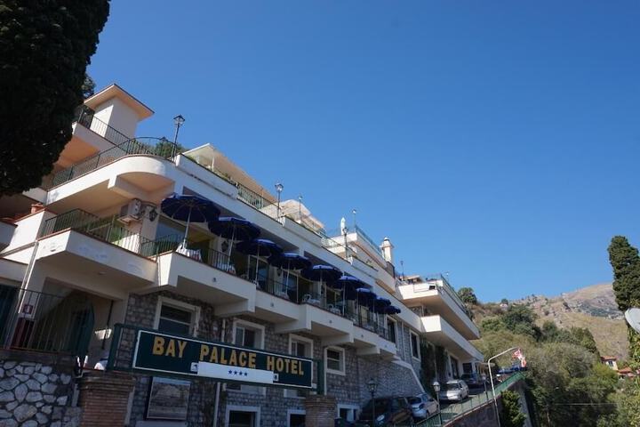 Hotel 51 of 59
