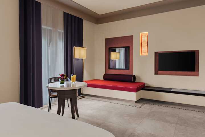 Room 12 of 95