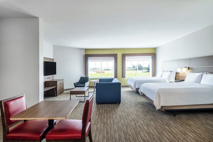 Room 16 of 41