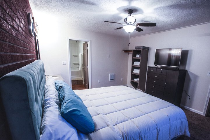 Hotel Interior 106 of 111