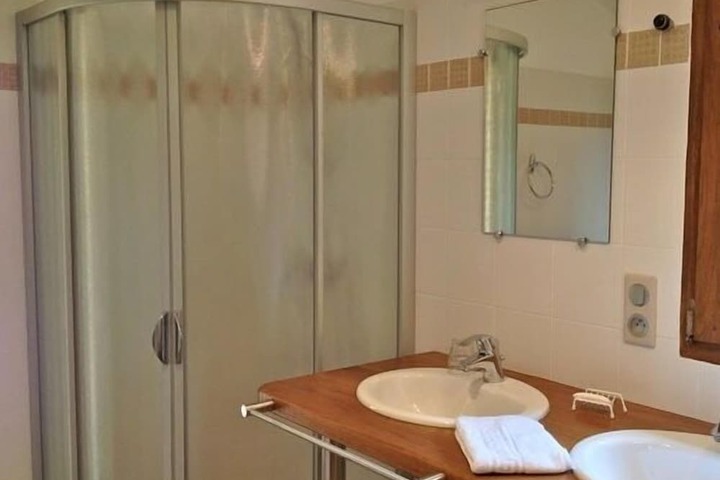 Room 5 of 23