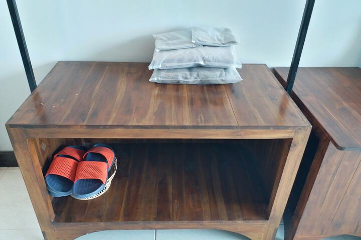 Room 25 of 67