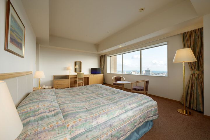 Room 9 of 78