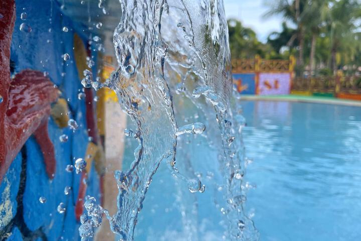 Pool 138 of 200