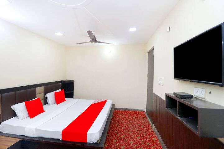 GRT INN BY OYO ROOMS
